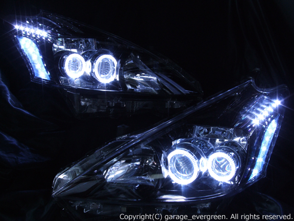 ZVW40系 プリウスα 前期 純正LEDロービーム車用　＜限定色 インナーブラッククロム＞純正加工品　ブラック&イカリング&増設24連LED ドレスアップヘッドライト