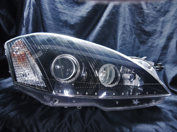 メルセデス・ベンツ W221 Sクラス 前期 純正HID車用 ナイトビューアシスト無し 純正ドレスアップヘッドライト 4連LEDイカリング＆超高輝度白色LED42発増設＆インナーブラッククロム