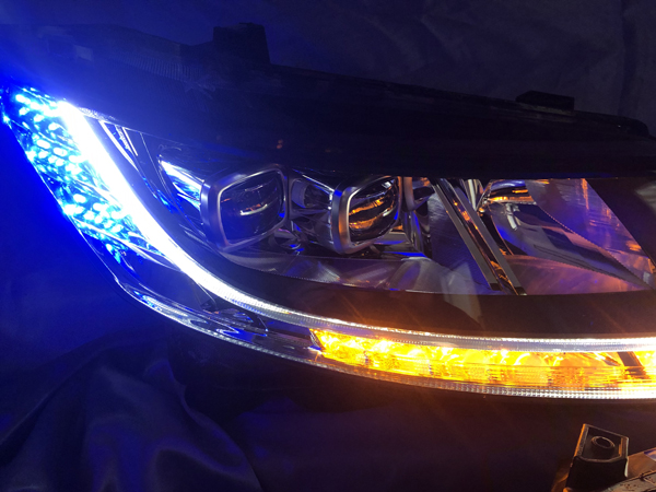ワンオフ加工 RC オデッセイ シーケンシャルウインカー&白LED切り替え&青LED増設 仕様 純正加工 ドレスアップヘッドライト