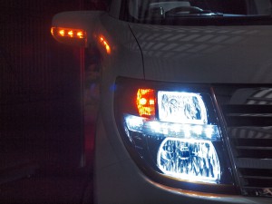 E51elgrand-kouki-LEDイカリングヘッドライト加工