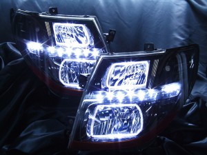 E51elgrand-kouki-LEDイカリングヘッドライト加工