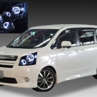 トヨタ ZRR70/75 ノア 前期 純正HID車用 純正ドレスアップヘッドライト 4連LEDイカリング＆高輝度白色LED12発増設＆インナーブラッククロム  | ガレージエバーグリーン