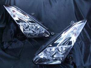 R35 GT-R　前期/中期用 プロジェクタ周囲メッキタイプ  ＜純正HID バーナー・バラスト付き＞ アクリルLEDファイバー＆4連白色LEDイカリング仕様  純正加工品 ドレスアップヘッドライト