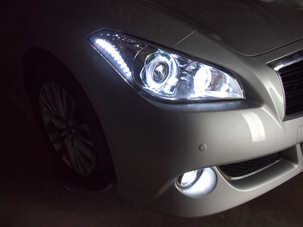Y51フーガ サイドマーカー内LED増発イカリングヘッドライト
