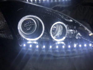 オーダー加工 W221 Sクラス 前期 ナイトビュー無し LEDイカリング＆RGBプロジェクター＆インナーブラック塗装＆LED増設 仕様 純正加工 ドレスアップ ヘッドライト