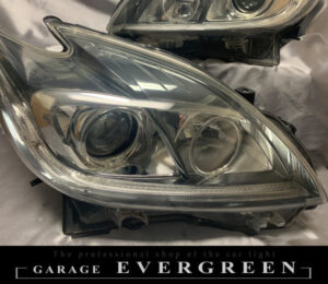 ワンオフ加工 30プリウス 後期 HID用 LEDイカリング＆純正ポジション部紫LED打ち替え 仕様 純正加工 ドレスアップ ヘッドライト