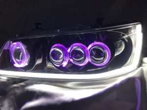 C35 ローレル 後期 メダリスト 単眼＆3連プロジェクター移植＆シーケンシャルウインカー＆RGBフルカラーLEDプロジェクター＆インナー塗装 仕様 純正加工品 ドレスアップ ヘッドライト