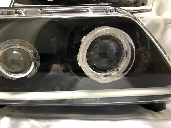 C35 ローレル 後期 メダリスト 単眼&3連プロジェクター移植&シーケンシャルウインカー&RGBフルカラーLEDプロジェクター&インナー塗装 仕様 純正加工品 ドレスアップ ヘッドライト