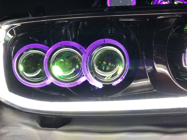 C35 ローレル 後期 メダリスト 単眼&3連プロジェクター移植&シーケンシャルウインカー&RGBフルカラーLEDプロジェクター&インナー塗装 仕様 純正加工品 ドレスアップ ヘッドライト