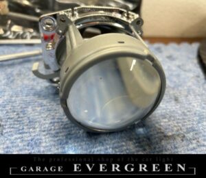 再メッキ加工！アウディ TT 8N 純正 ヘッドライト レンズクリーニング＆コーティング済み