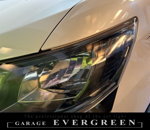 ヘッドライトクリーニング&コーティング 20系 ヴェルファイア 純正ヘッドライト