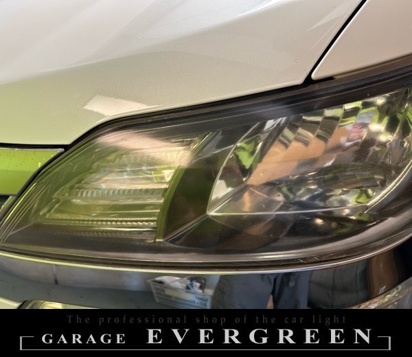 ヘッドライトクリーニング&コーティング 20系 ヴェルファイア 純正ヘッドライト